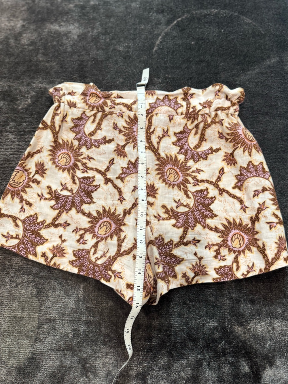 A.L.C. Malcolm Linen Floral Paperbag Shorts, Size 2 - Picture 10 of 10